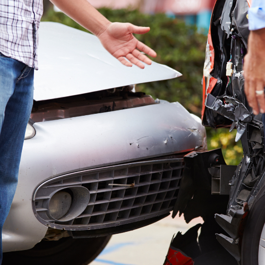 two people get into a car crash